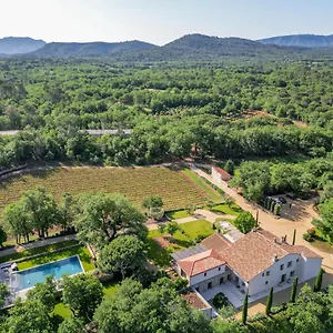 bastide-de-la-julienne.fr-provencehotel.com/